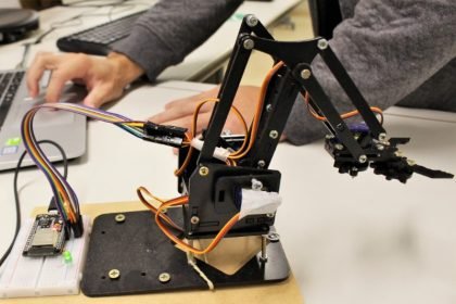 Vale a pena fazer Engenharia da Computação em 2026? Mercado, salários e carreira